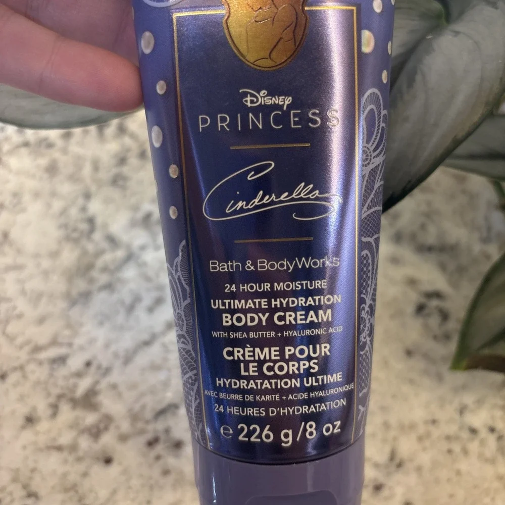 Bath & Body Works bath body